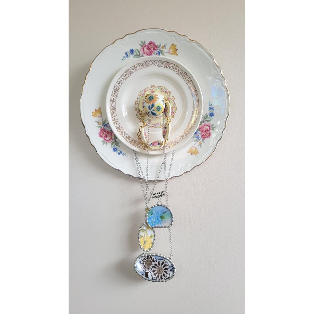 Vintage English Rose Upcycled Plate Hanging Jewelry Holder